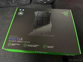 Razer Freyja - hapticka podlozka