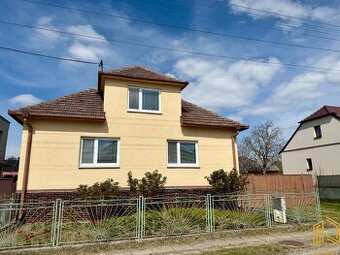 NA PREDAJ 3. IZB ROD. DOM s GARÁŽOU, POZEMOK 1.242m2, KÚTY