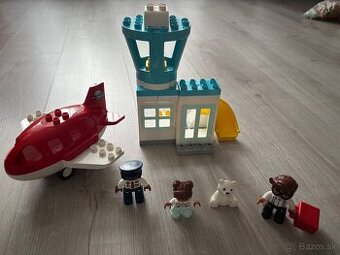 Lego Duplo Lietadlo a letisko