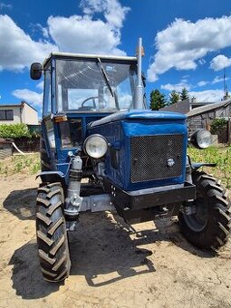 Predám traktor ZETOR 6718