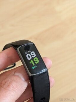 Fitbit Charge 5 - čierne