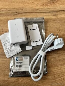 Ubiquiti PoE+ (at) adaptér v záruke