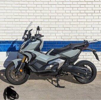 HONDA X-ADV 750. KUPIM