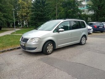 Vw Touran 1.4 tsfi, CNG, DSG 7 miestne