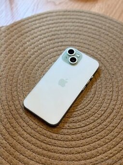Apple iPhone 15 128GB Green