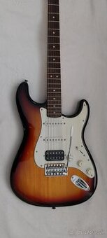 Gitara, kombo, mikrofón, stojan