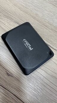 SSD disk Crucial X10 PRO Portable SSD 4TB.