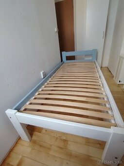 Detská posteľ z masívu 180x80