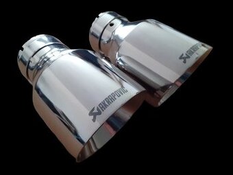 Leštená Nerezová univerzálna koncovka výfuku Logo Akrapovič