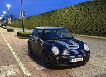 MINI Cooper S R53 (2006)