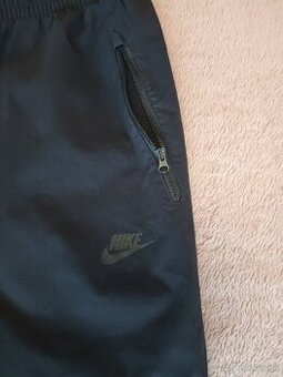 Nohavice NIKE pánske