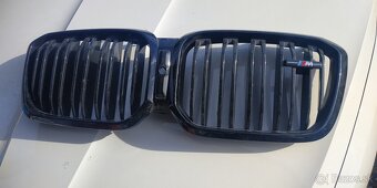 Grill maska BMW G01 M