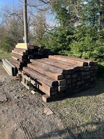 Železničné drevené podvaly