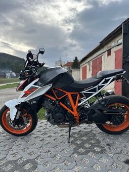 KTM 1290R Super Duke