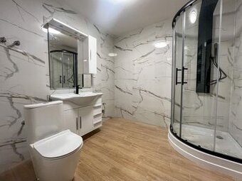 Zrekonštruovaný 2- izbový byt na prenájom v centre Čadce