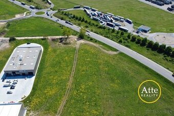 Na predaj 3665m2 komerčný stavebný pozemok + 701 m² cesta