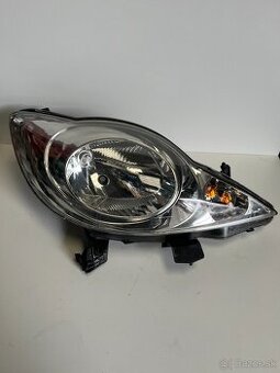 Predne svetlomety Peugeot
