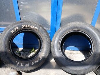 Pneu 255/60 R 15
