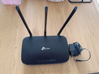 WiFi Router: TP-Link TL-WR940N