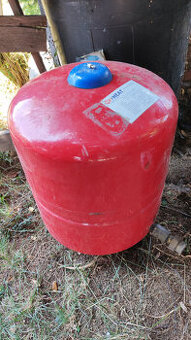 Predam expanznu nadobu / expanzomat 50L