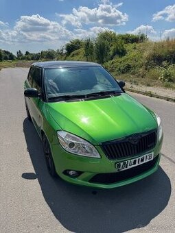 🟩 Škoda Fabia RS 1.4 TSI 132kW – 2011 – výbava, DSG