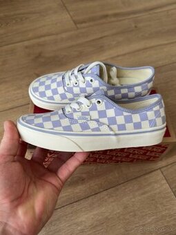 Vans. - 1