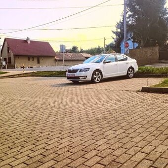 Škoda Octavia 3 1.6 TDI CR. Manuál. - 1