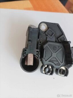 predám regulátor alternátora uhlíky škoda fabia 2