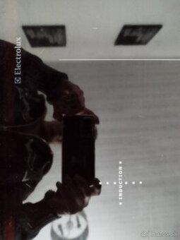 Indukčná varná doska Electrolux