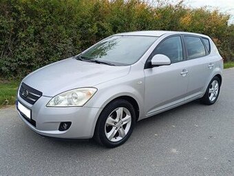 Kia CEED, 1.4 benzín, r. 2009, 112tis km, veľmi dobrý stav