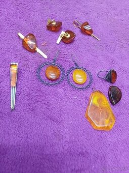 Predám veci z jntaru