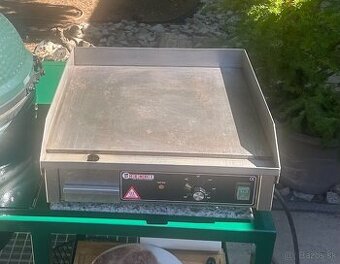 Elektrická grilovacia doska / platňa Handy