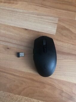 Predám logitech myšku s dvoma bočními tlačítkami