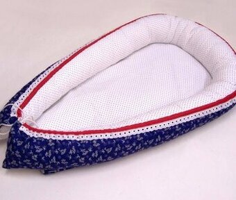 Hniezdo pre babätká Folk