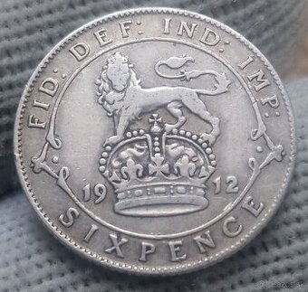 Strieborné  6 pence.