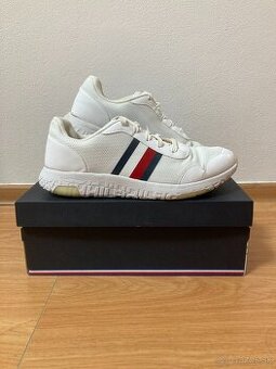 Tommy Hilfiger botasky