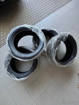 Letné pneumatiky Bridgestone Turanza 215/55/R18