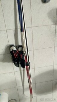 Bežkarske topánky aj s lyžami