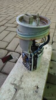 Passat b5 b5.5 Superb 1 čerpadlo/plavák