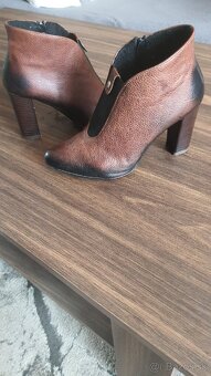 kožené kotníčky č.37