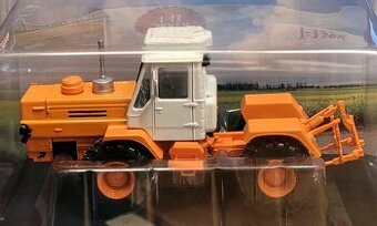 Traktor T-150K traktory 1:43