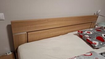 Manželská posteľ 180x200