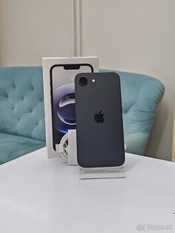 Apple iPhone 16e 128GB Black | ZÁRUKA 1R