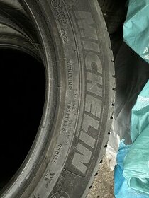 225x50x17 Letné pneumatiky Michelin - 1