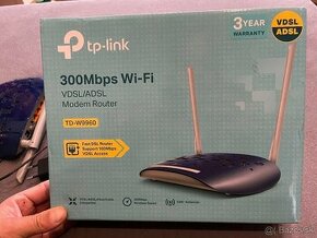TP LINK router 25e - 1