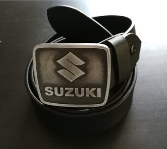 Luxusní kožený opasek s přezkou SUZUKI - nový, nepoužitý