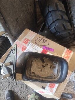 Pravé spätné zrkadlo BMW E39