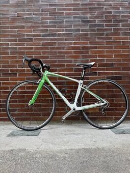 Giant Avail damsky alebo juniorsky cestny bicykel
