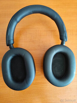 Sony WH-1000XM5