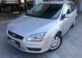 Ford Focus Trend 1.4 16V Tažné, Klima benzín manuál 59 kw